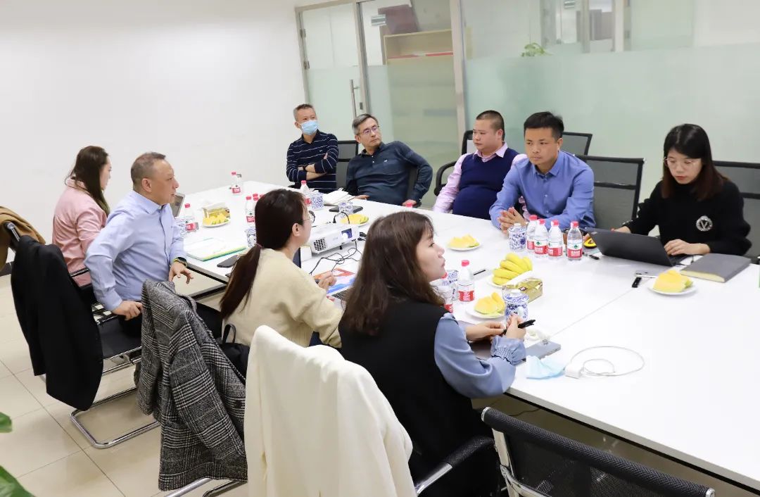 強(qiáng)強(qiáng)合作！偉杰信與美傳咨詢簽訂戰(zhàn)略合作協(xié)議，為品牌注入力量
