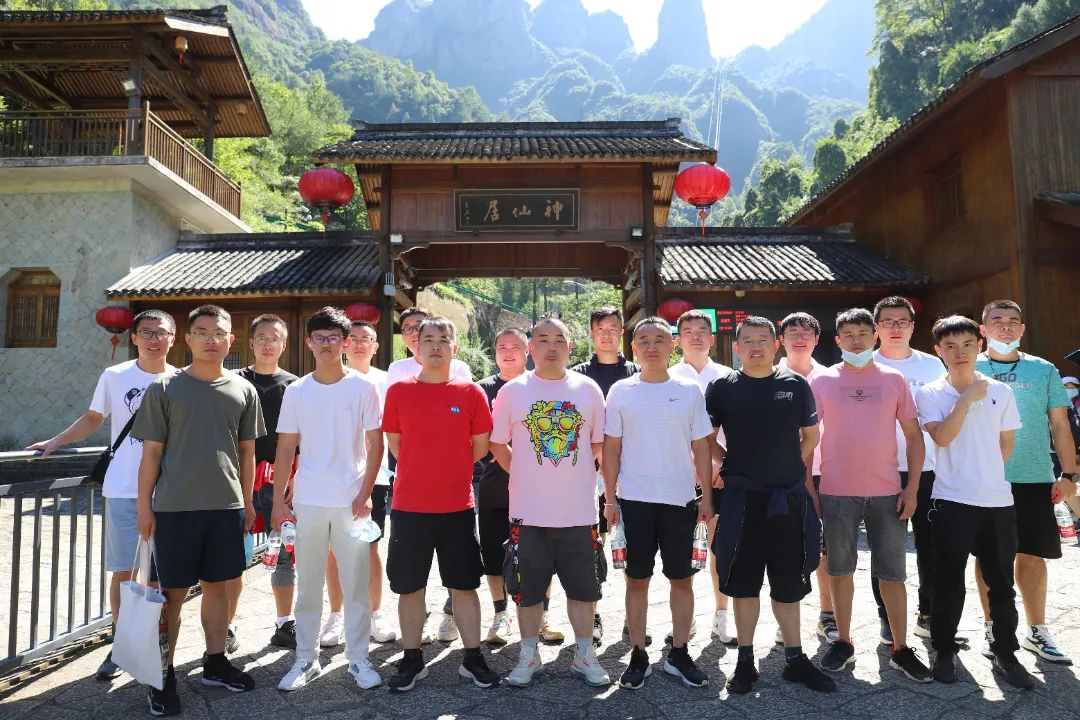 齊心協(xié)力，共創(chuàng)未來(lái)——偉杰信營(yíng)銷(xiāo)團(tuán)隊(duì)浙江團(tuán)建活動(dòng)