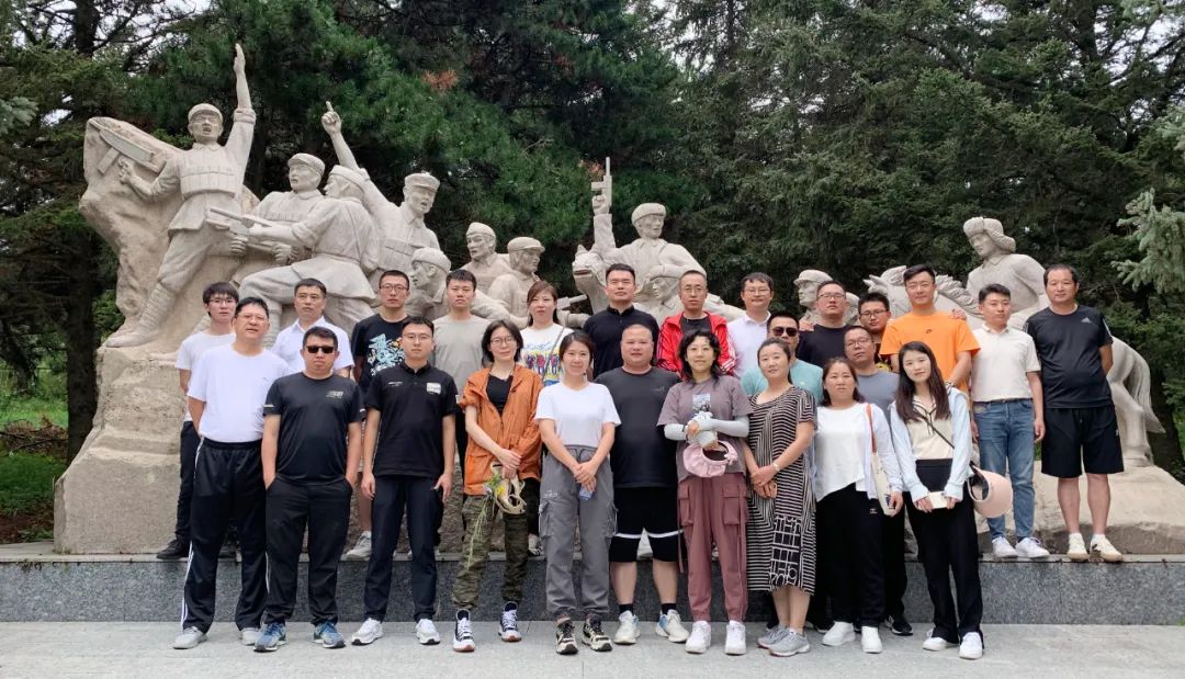 偉杰信營銷中心年中團建會—“凝心聚力奪輝煌、奮力前行獲佳績”