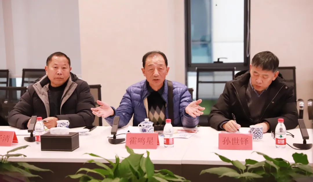 陜西省生豬產業(yè)技術體系專家與企業(yè)家來公司交流考察